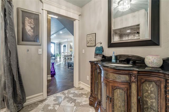 3808 S Manning Road, El Reno, OK 73036
