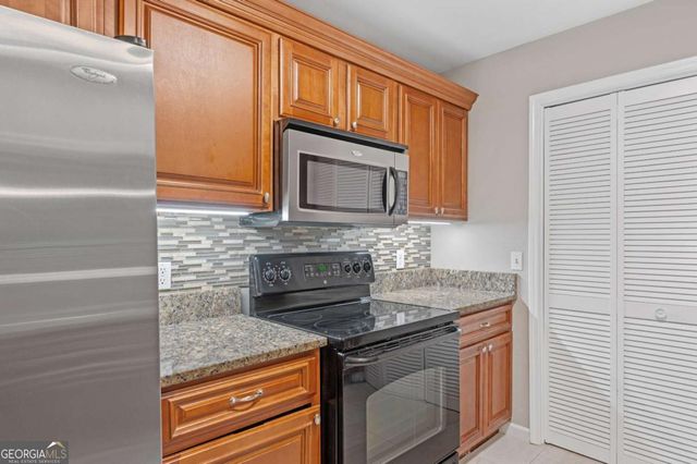 601 Abingdon Way, Atlanta, GA 30328