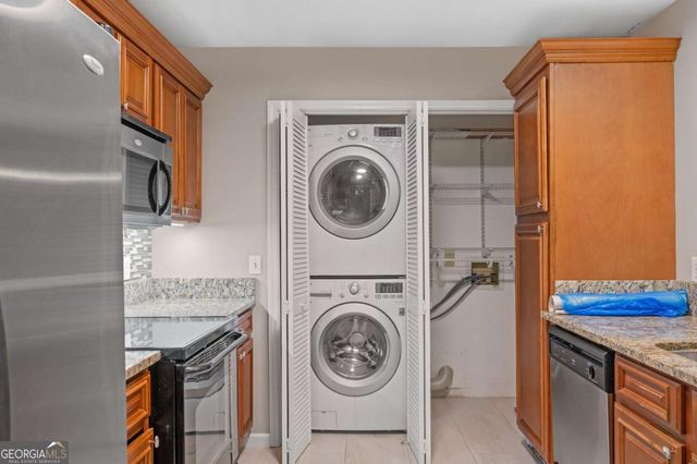 601 Abingdon Way, Atlanta, GA 30328