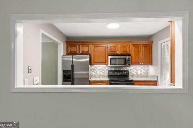 601 Abingdon Way, Atlanta, GA 30328