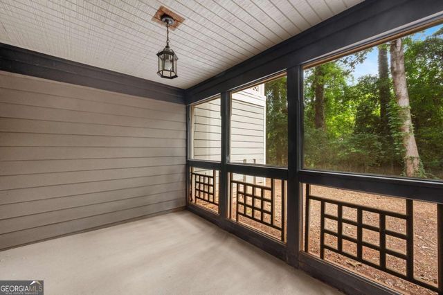 601 Abingdon Way, Atlanta, GA 30328