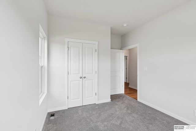 2116 Gindy Drive, Bellevue, NE 68147