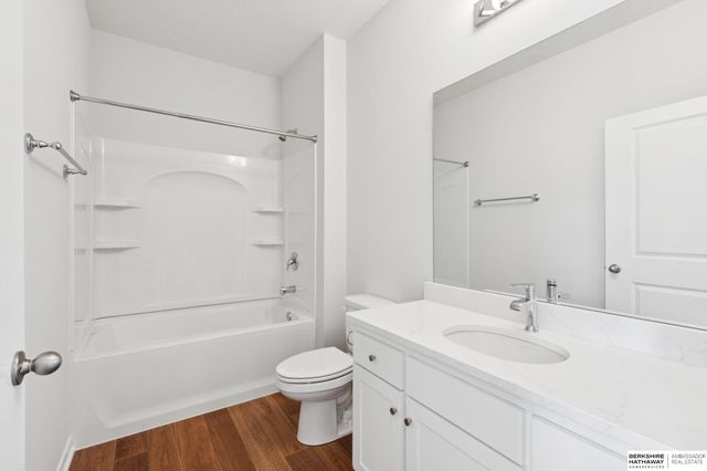 2116 Gindy Drive, Bellevue, NE 68147