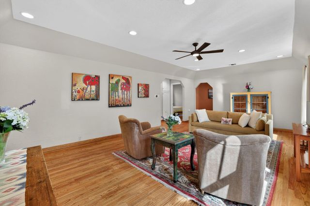 3957 Miller Way, Sacramento, CA 95817