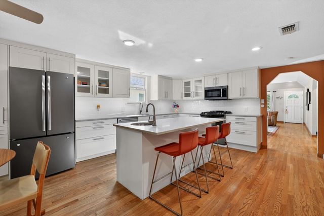 3957 Miller Way, Sacramento, CA 95817