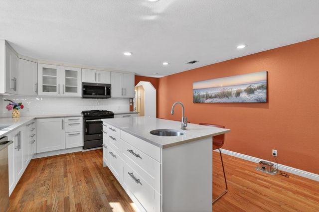 3957 Miller Way, Sacramento, CA 95817