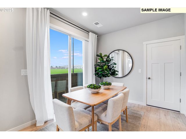 7298 Se Butternut Creek Pkwy, Hillsboro, OR 97123