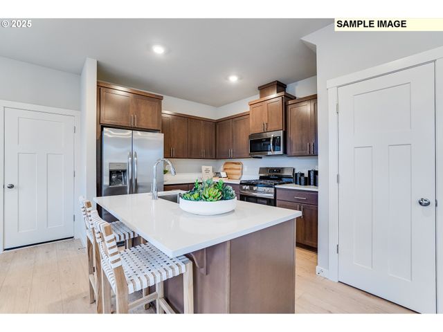 7298 Se Butternut Creek Pkwy, Hillsboro, OR 97123