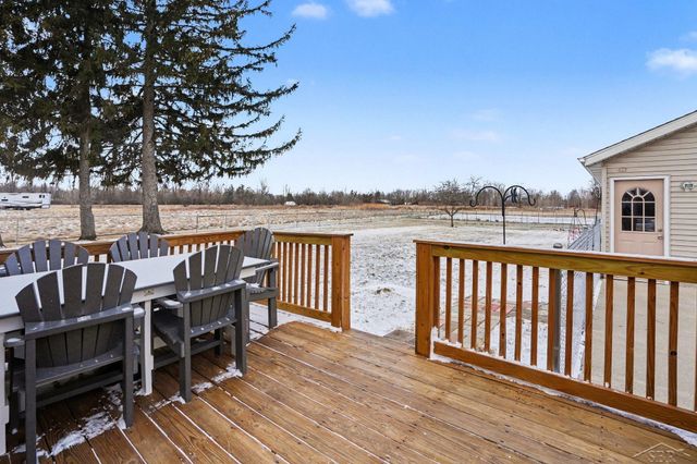 1758 S River Road, Thomas Twp, MI 48609