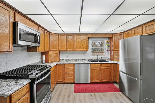 1758 S River Road, Thomas Twp, MI 48609