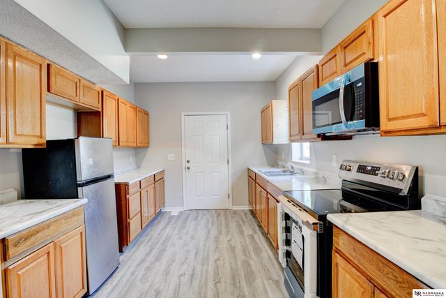 4106 N 21 Street, Omaha, NE 68110