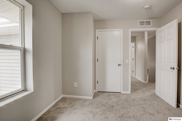 4106 N 21 Street, Omaha, NE 68110
