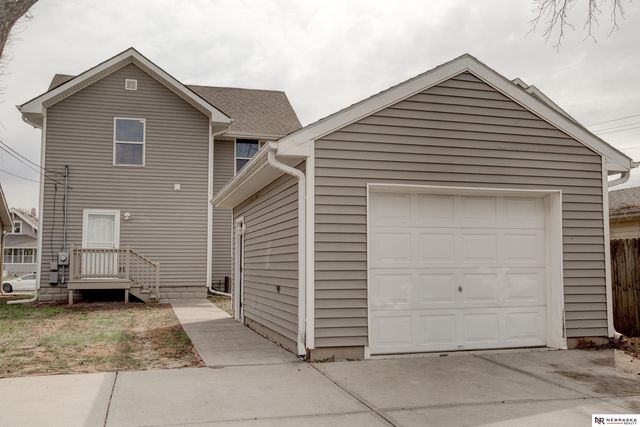 4106 N 21 Street, Omaha, NE 68110