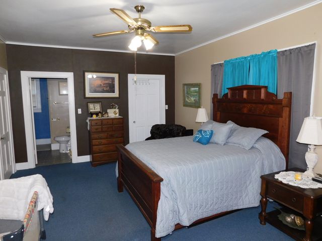 406 NW 3rd Street, Springhill, LA 71075
