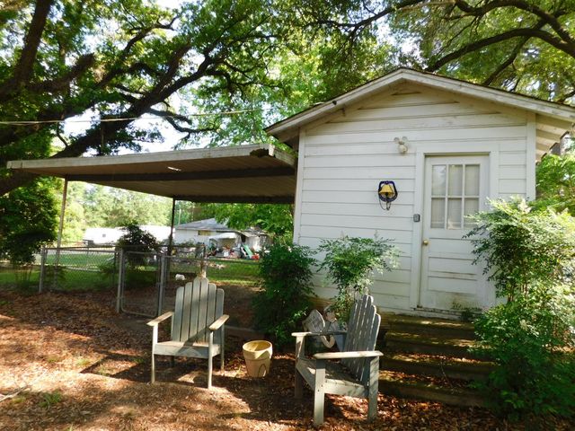 406 NW 3rd Street, Springhill, LA 71075