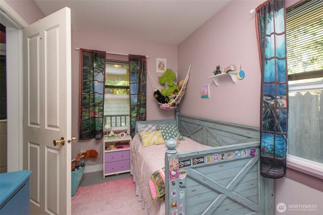 240 Motor Avenue, Port Angeles, WA 98362