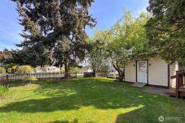 240 Motor Avenue, Port Angeles, WA 98362