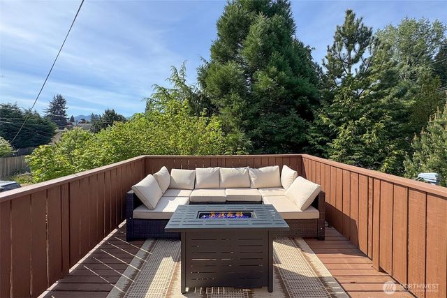 240 Motor Avenue, Port Angeles, WA 98362