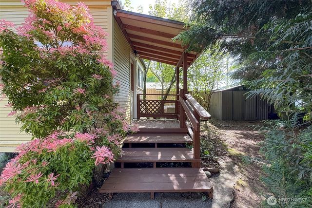 240 Motor Avenue, Port Angeles, WA 98362
