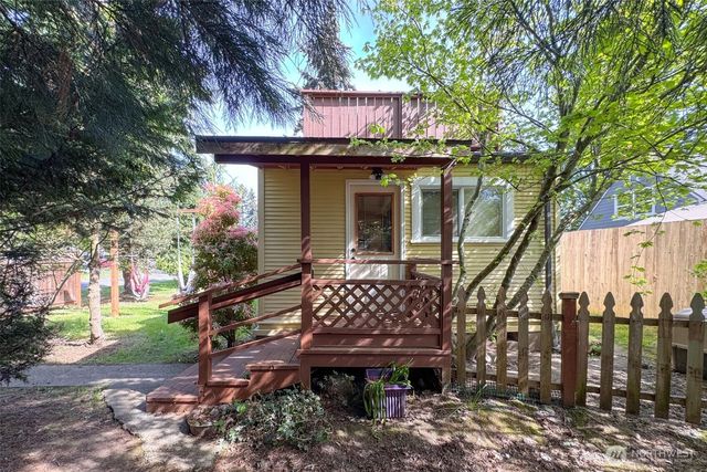 240 Motor Avenue, Port Angeles, WA 98362