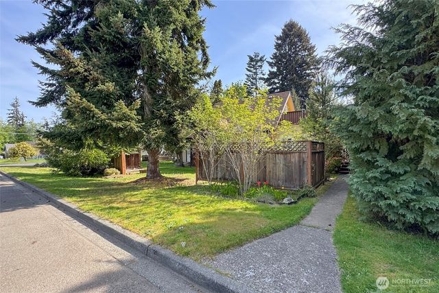 240 Motor Avenue, Port Angeles, WA 98362