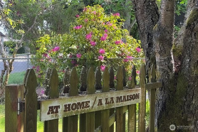 240 Motor Avenue, Port Angeles, WA 98362