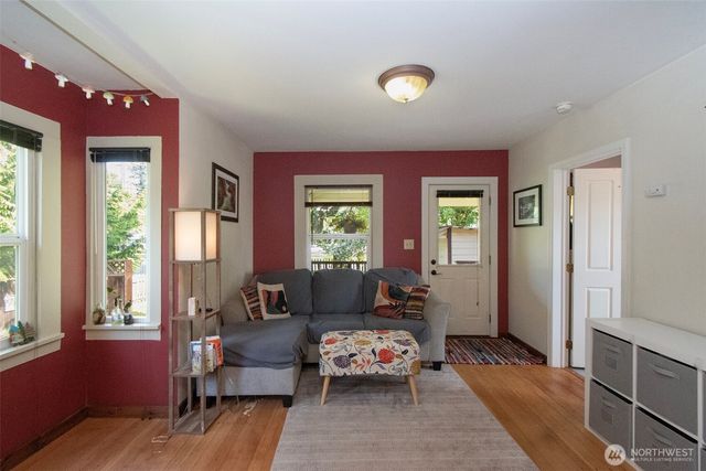 240 Motor Avenue, Port Angeles, WA 98362