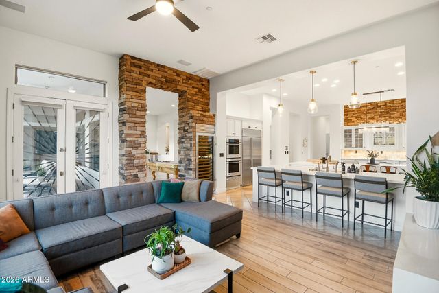 40425 N CANDLEWYCK Lane, Anthem, AZ 85086