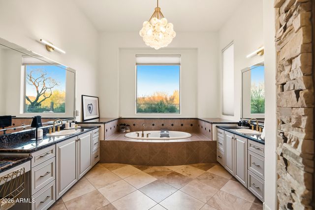 40425 N CANDLEWYCK Lane, Anthem, AZ 85086