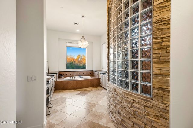 40425 N CANDLEWYCK Lane, Anthem, AZ 85086