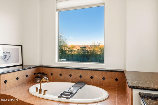 40425 N CANDLEWYCK Lane, Anthem, AZ 85086