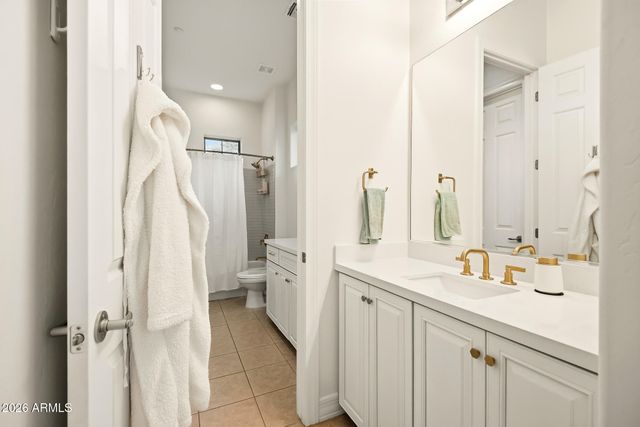 40425 N CANDLEWYCK Lane, Anthem, AZ 85086