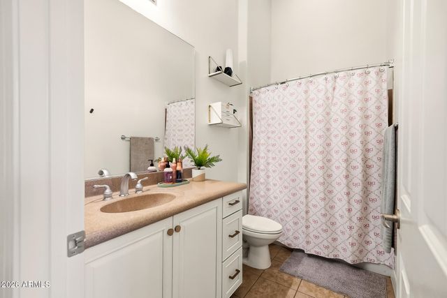 40425 N CANDLEWYCK Lane, Anthem, AZ 85086