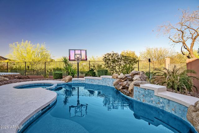 40425 N CANDLEWYCK Lane, Anthem, AZ 85086