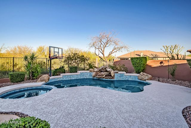 40425 N CANDLEWYCK Lane, Anthem, AZ 85086