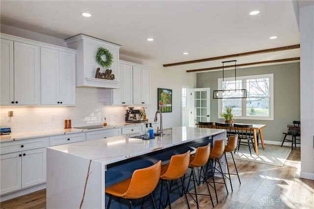 996 Stony Brook Lane, Troy, OH 45373