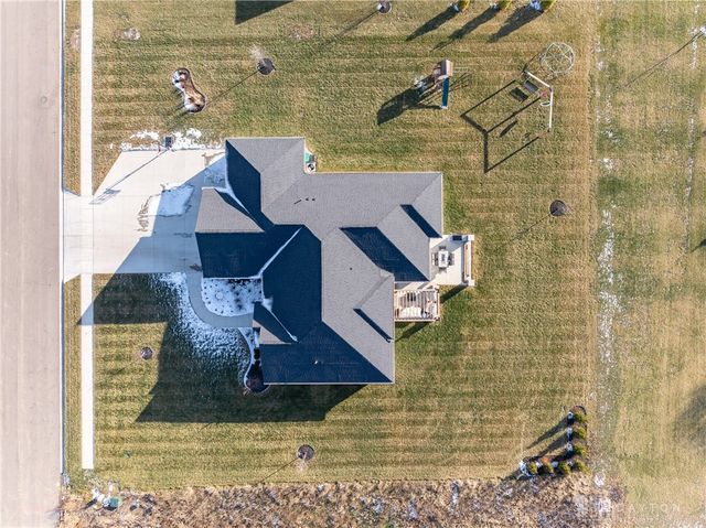 996 Stony Brook Lane, Troy, OH 45373