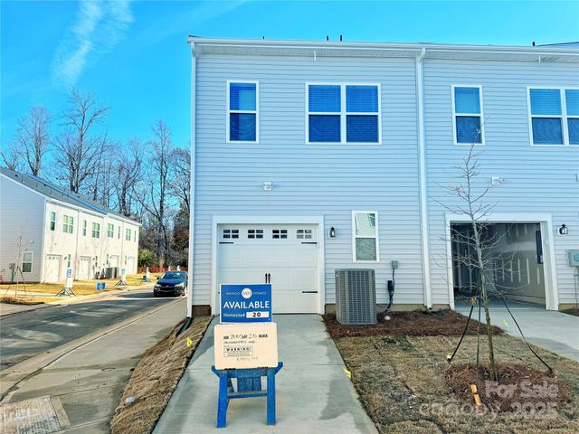 7005 Alpharetta Street 20, Charlotte, NC 28216