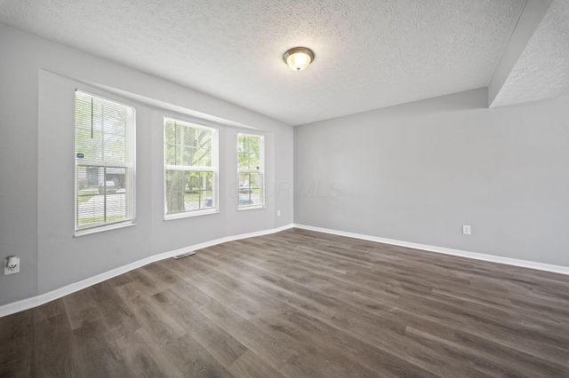 2839 Beal Drive, Columbus, OH 43232