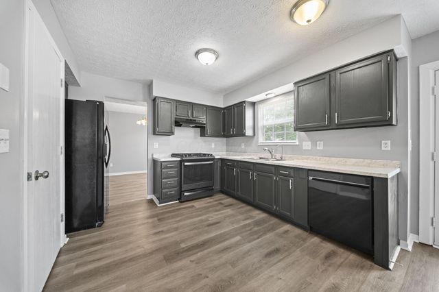 2839 Beal Drive, Columbus, OH 43232