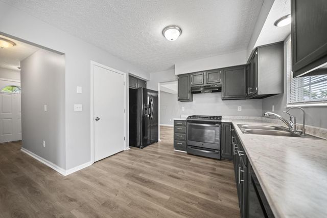 2839 Beal Drive, Columbus, OH 43232