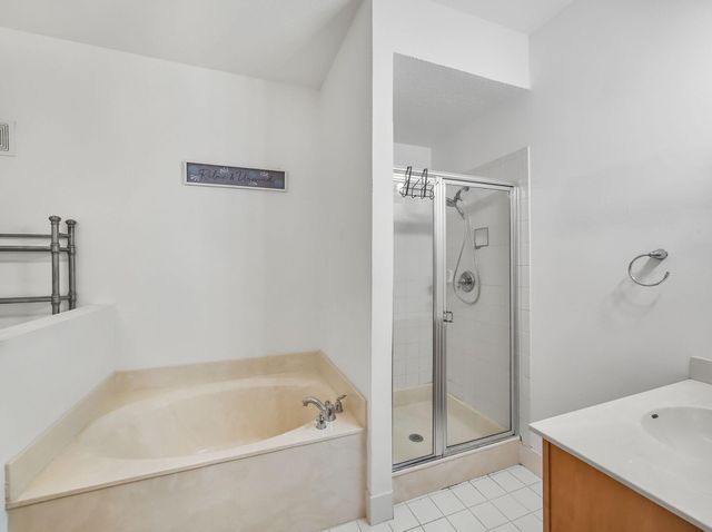 10520 SW Stephanie Way 2-202, Port St Lucie, FL 34987