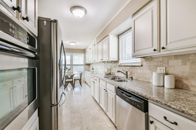 10902 Braewick Drive, Houston, TX 77096