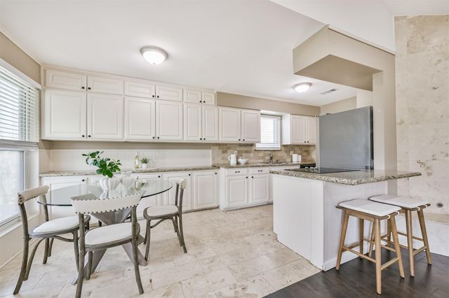 10902 Braewick Drive, Houston, TX 77096