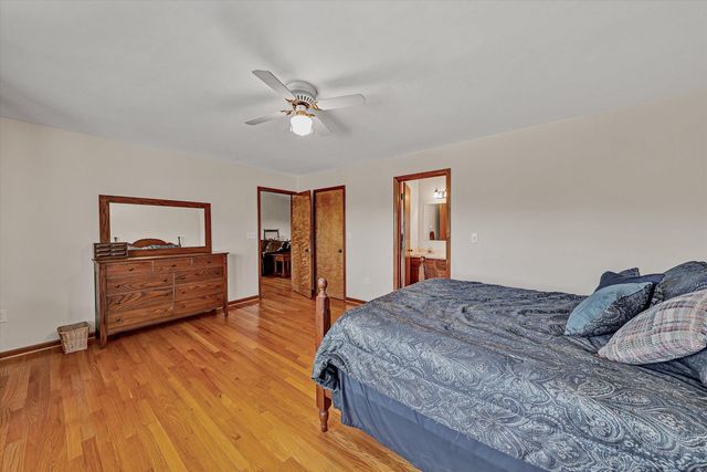 229 Normans LN, Troutville, VA 24175