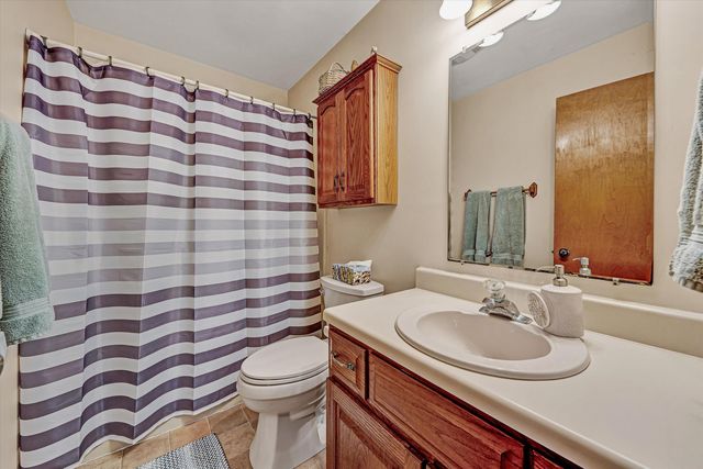 229 Normans LN, Troutville, VA 24175