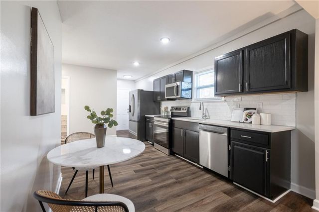 4218 Cypress Avenue, Kansas City, MO 64130