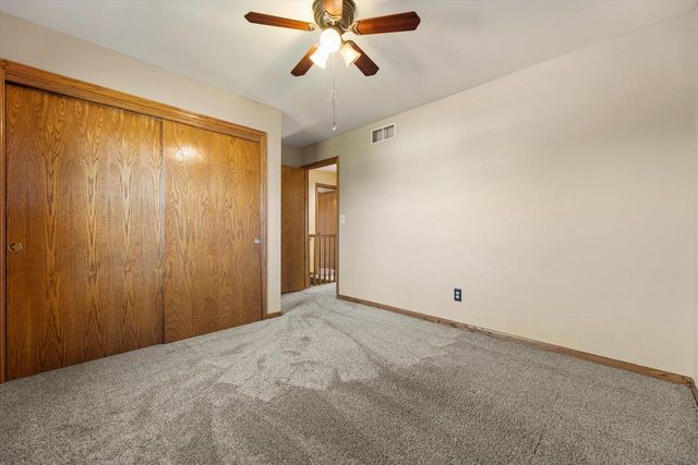 W143N10771 Wooded Hills DRIVE, Germantown, WI 53022