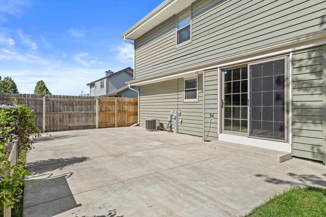 W143N10771 Wooded Hills DRIVE, Germantown, WI 53022