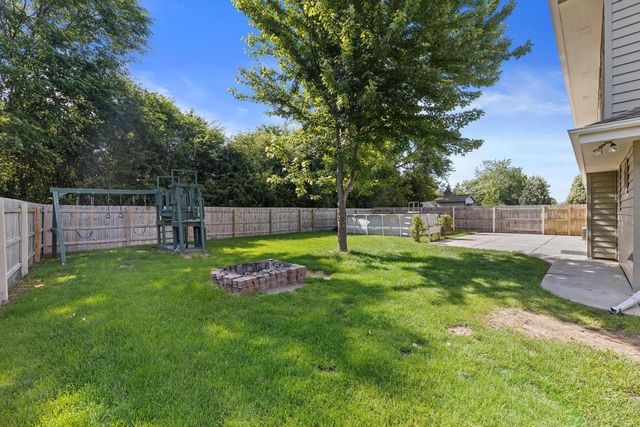 W143N10771 Wooded Hills DRIVE, Germantown, WI 53022